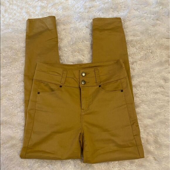 TINSELTOWN DENIM COUTURE JEANS  - Picture 1 of 6